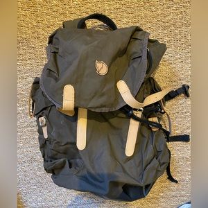 FJALL RAVEN backpack